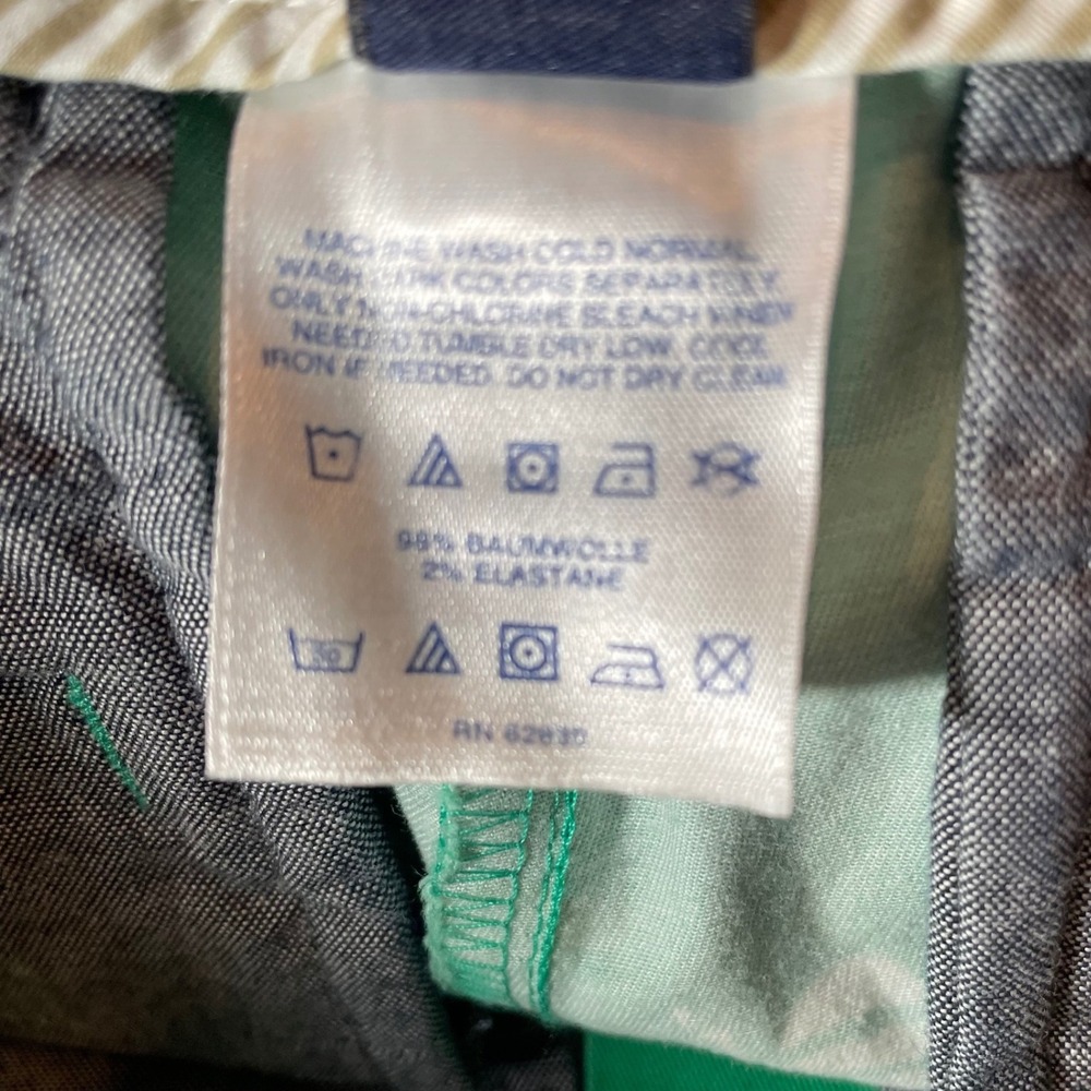 Lands End Womens Green White Honeybee Print Chino Shorts Fit 2 Size 4 Bee Print - Picture 4 of 8